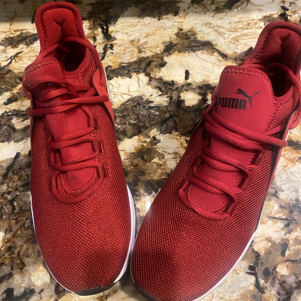 “ Beautiful brand New Genuine Puma Shoes”